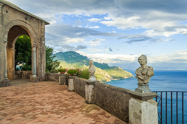 Beat The Devil filming location: Terrace Of Infinity, Villa Cimbrone, Ravello, Italy