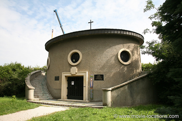 Before Sunrise filming location: Friedhof Der Namenlosen, Vienna, Austria
