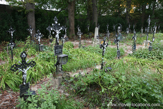Before Sunrise filming location: Friedhof Der Namenlosen, Vienna, Austria