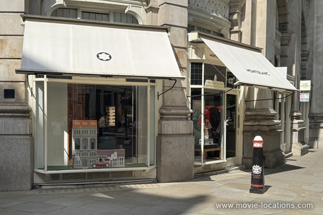 Bridget Jones's Diary location: Royal Exchange Buildings, Cornhill, London EC3