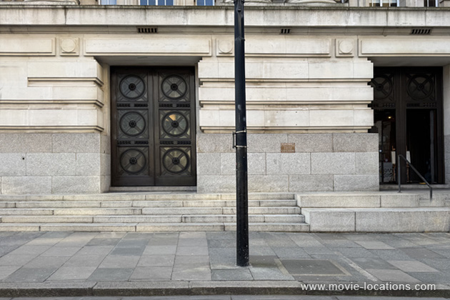 Bridget Jones: The Edge Of Reason film location: County Hall, Belvedere Road, London SE1