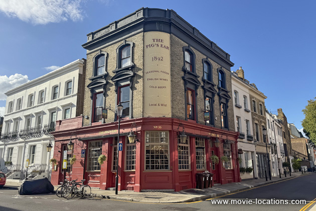Bridget Jones: Mad About The Boy film location: The Pig's Ear, Old Church Street, Chelsea SW3
