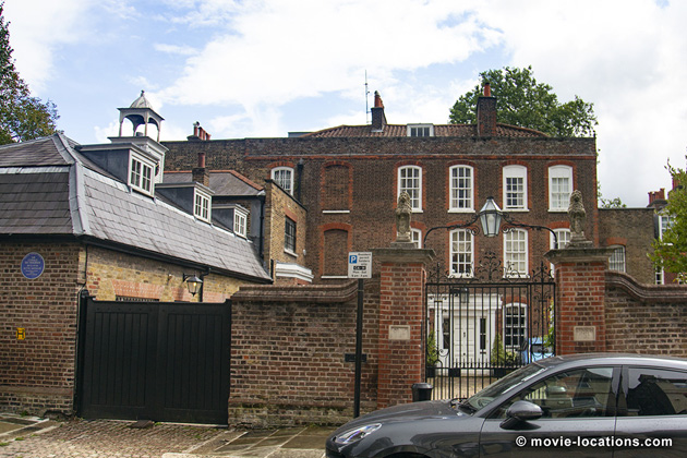 Bunny Lake Is Missing film location: Cannon Hall, Cannon Place, Hampstead, London NW3