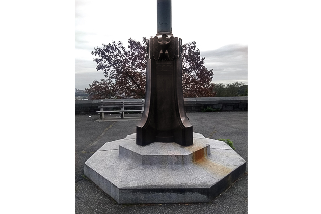 Coogan's Bluff film location: Fort Tryon Park, Manhattan