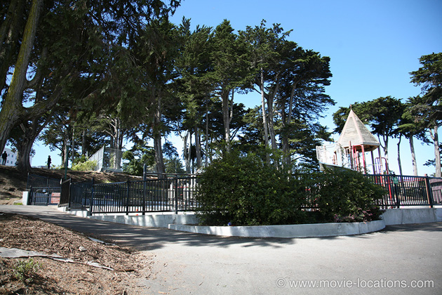 Invasion Of The Body Snatchers filming location: Alamo Square Park, Steiner Street, San Francisco