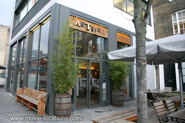 Jack Ryan: Shadow Recruit filming location: The Artisan Of Clerkenwell, St John&rsquo;s Square, Clerkenwell, London EC1