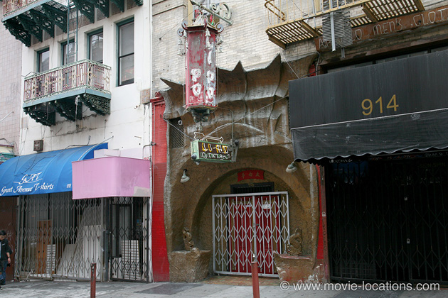 The Lady From Shanghai filming location: Li Po Cocktail Bar, Grant Avenue, Chinatown, San Francisco