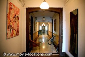 Leon &ndash; The Professional filming location: Hotel Chelsea, 222 West 23rd Street, New York