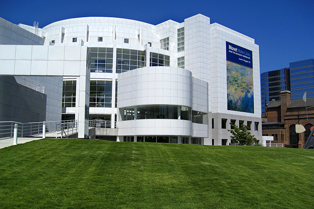 Black Panther filming location:High Museum of Art, Peachtree Street, Atlanta