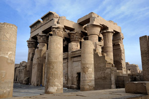 The Spy Who Loved Me location: Karnak, Egypt