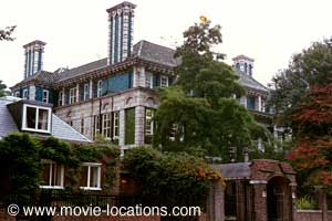 Secret Ceremony location: Debenham House, Addison Road, Holland Park, London W11