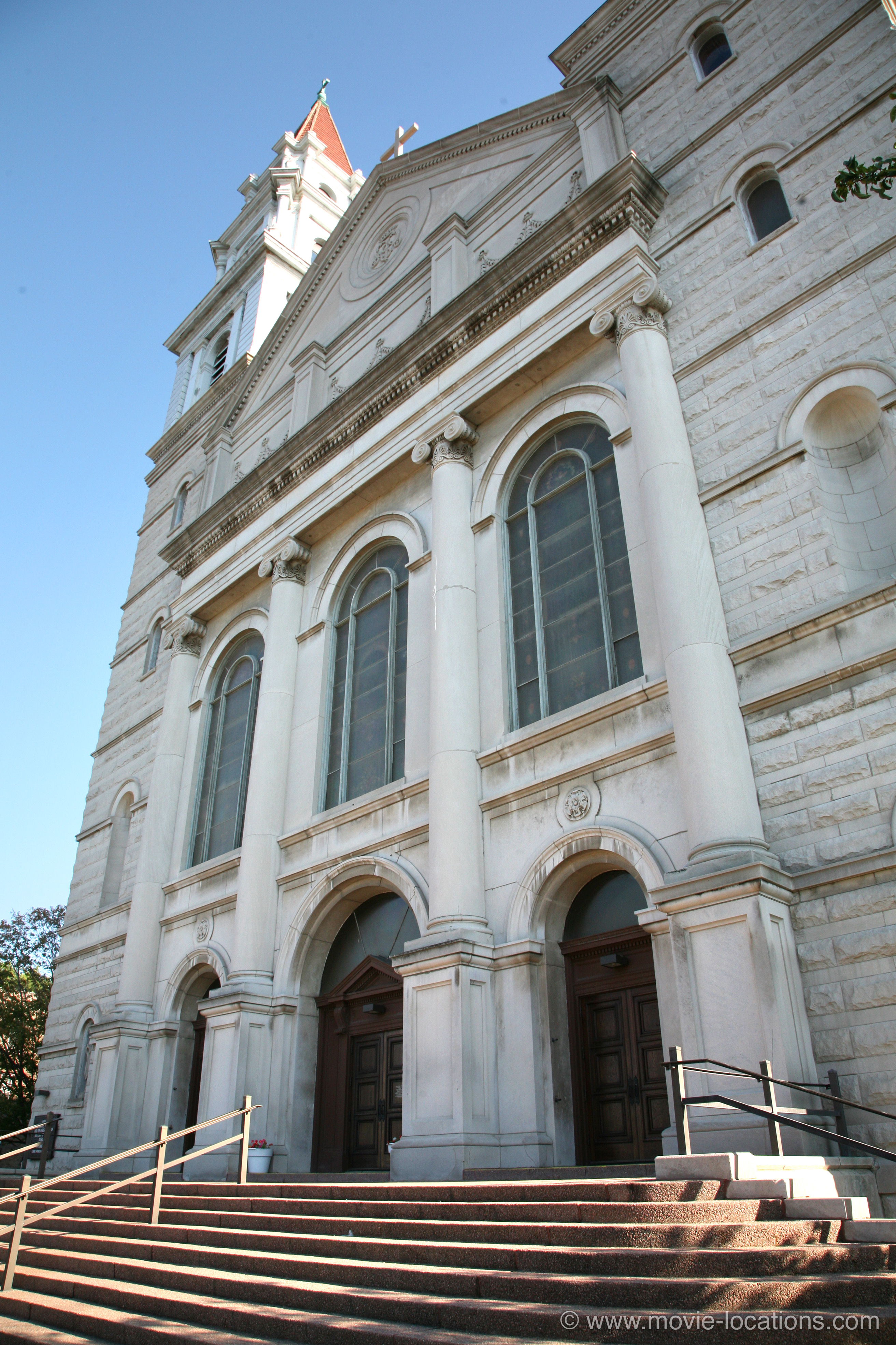 The Untouchables location: the church: Our Lady of Sorrows Basilica, 3121 West Jackson Boulevard, Chicago