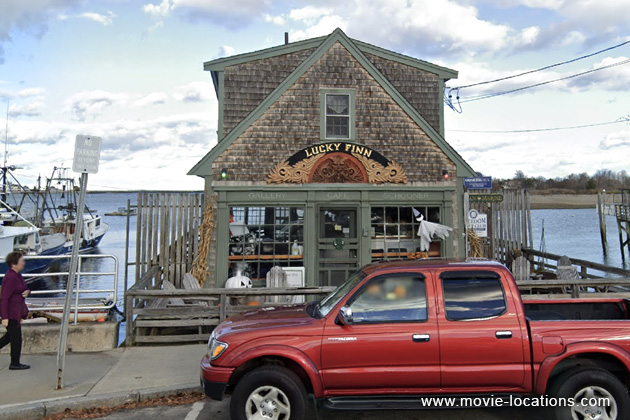 The Witches of Eastwick film location: Lucky Finn Cafe, Front Street, Scituate, Massachusetts