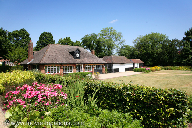 The World's End location: Howard Garden Social Centre, Norton Way South, Letchworth Garden City